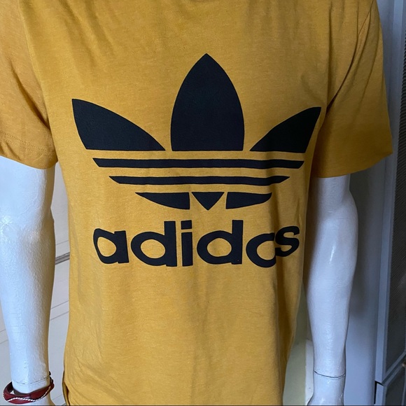 Adidas tee - Picture 4 of 6